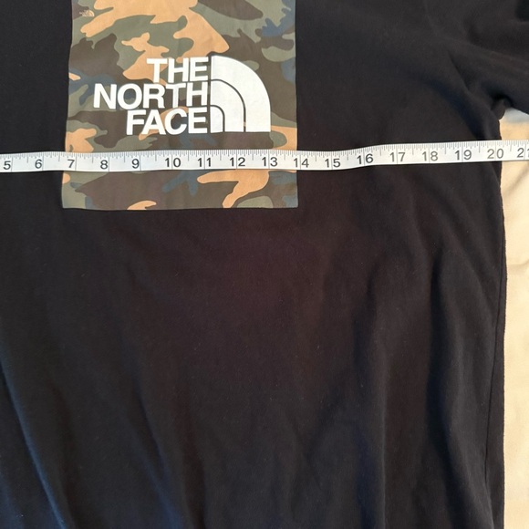 The North Face Mens Size Medium Short Sleeve Crew Neck Tee Shirt Cotton Lot of 2 - Picture 9 of 16